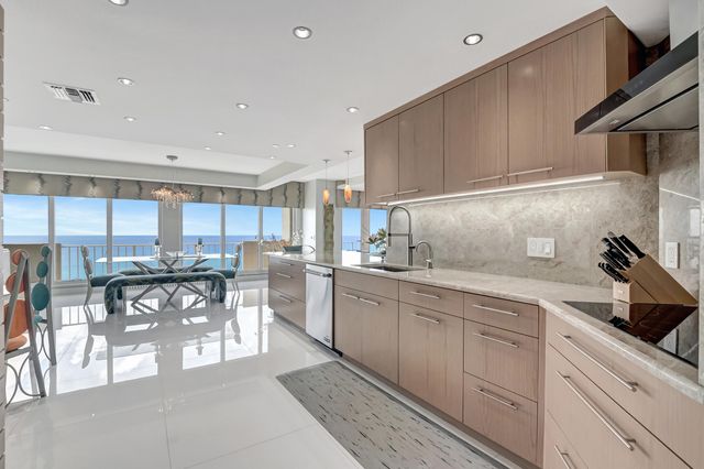 4301 N Ocean Boulevard 1708, Boca Raton, FL 33431