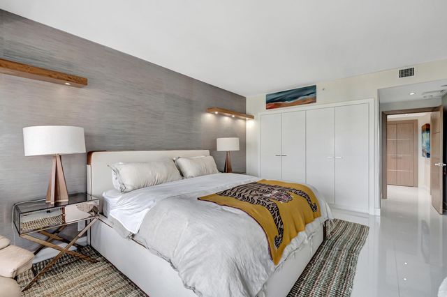 4301 N Ocean Boulevard 1708, Boca Raton, FL 33431