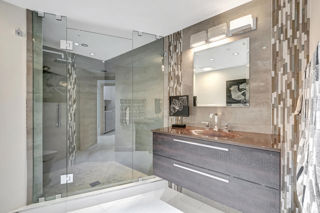 4301 N Ocean Boulevard 1708, Boca Raton, FL 33431