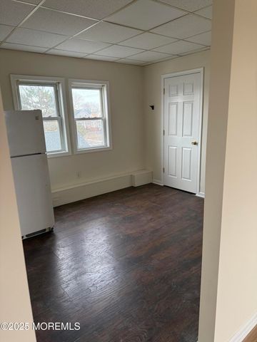 257 Carr Avenue B, Keansburg, NJ 07734