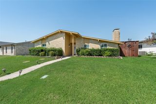 2013 Warberry Road, Carrollton, TX 75007