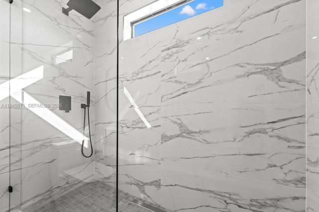 740 NW 24th Ct, Miami, FL 33125