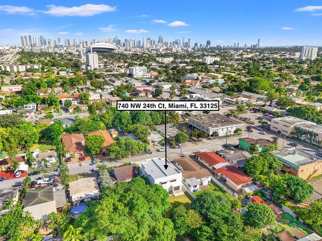 740 NW 24th Ct, Miami, FL 33125