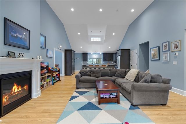 7 Maxwell Lane, Sandwich, MA 02563