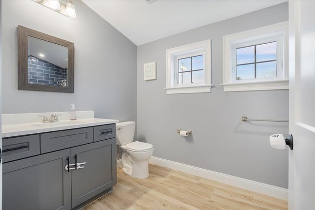 7 Maxwell Lane, Sandwich, MA 02563