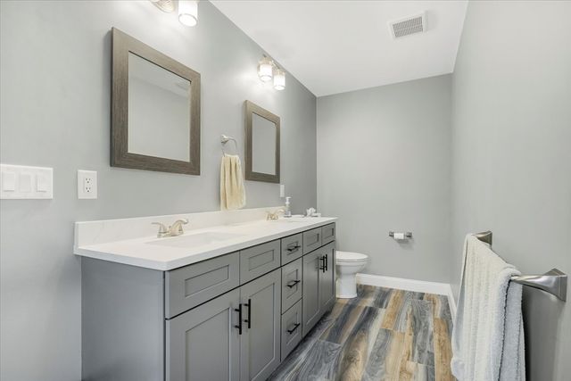 7 Maxwell Lane, Sandwich, MA 02563