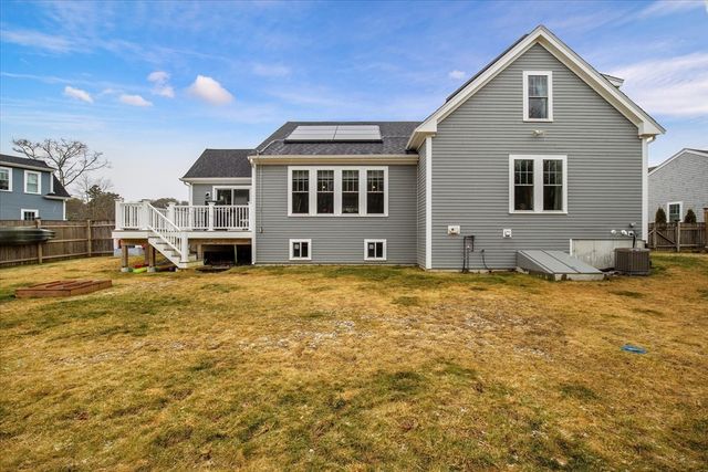 7 Maxwell Lane, Sandwich, MA 02563