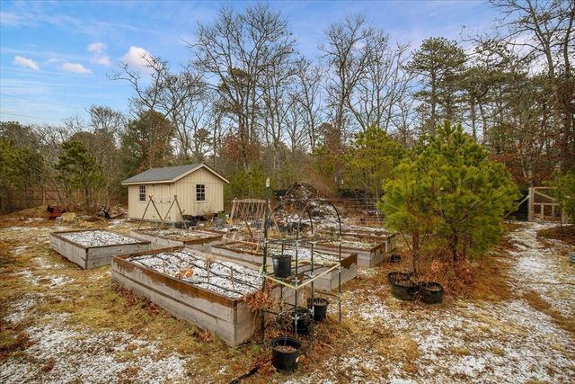 7 Maxwell Lane, Sandwich, MA 02563