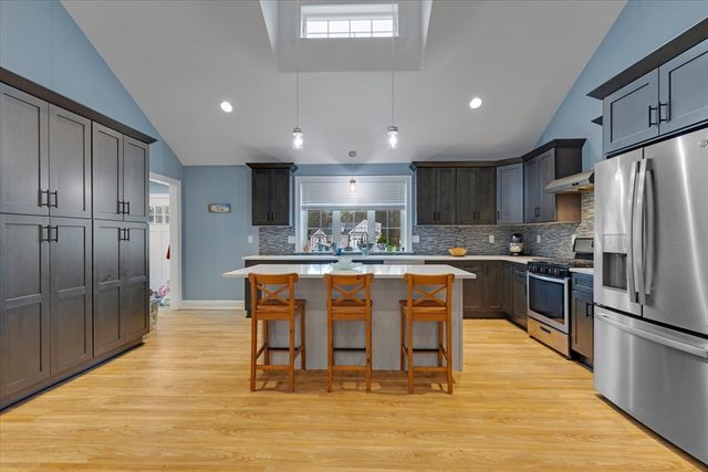 7 Maxwell Lane, Sandwich, MA 02563