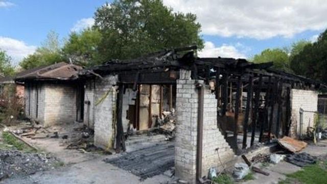 11323 Glenwolde Drive, Houston, TX 77099