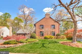 8420 SWEET PINE CT E, Springfield, VA 22153