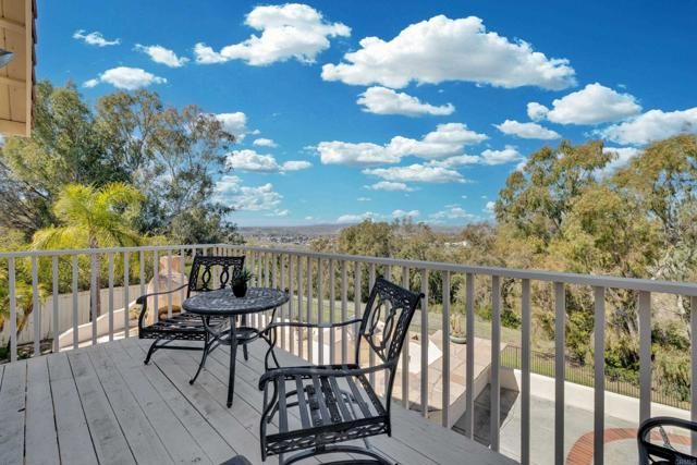 364 Vista Alegria, Oceanside, CA 92057