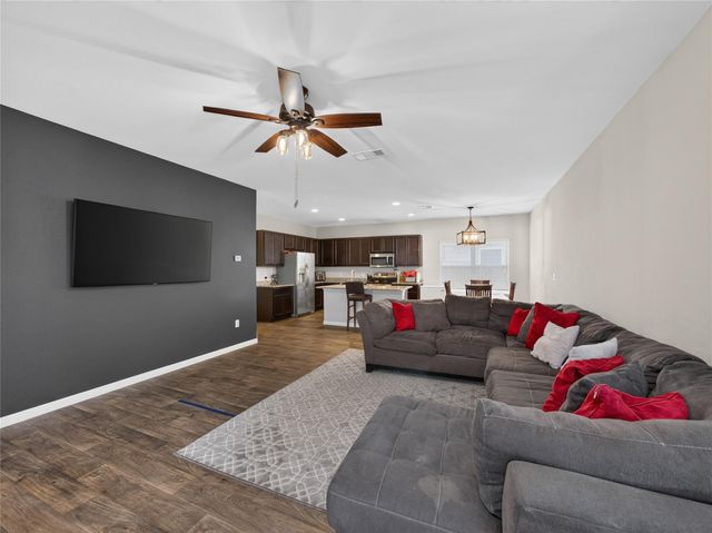 624 Independence Ave, Liberty Hill, TX 78642