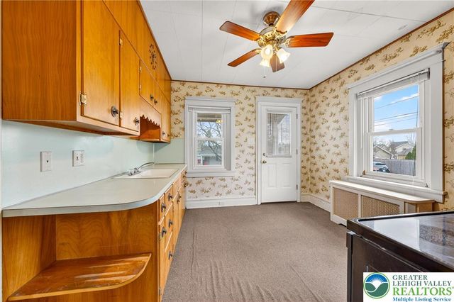 3301 Lehigh Street, Whitehall Twp, PA 18052