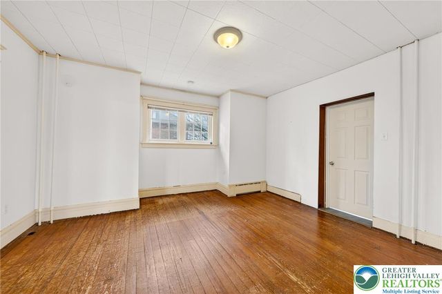 3301 Lehigh Street, Whitehall Twp, PA 18052