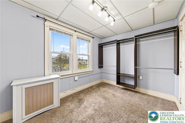 3301 Lehigh Street, Whitehall Twp, PA 18052