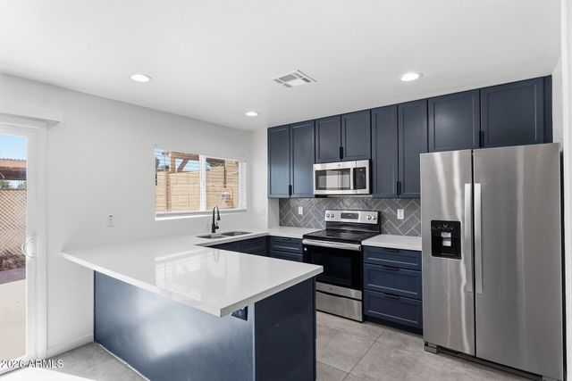 1411 E SOUTHERN Avenue, Tempe, AZ 85282