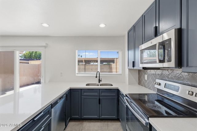 1411 E SOUTHERN Avenue, Tempe, AZ 85282