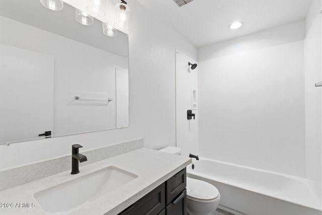 1411 E SOUTHERN Avenue, Tempe, AZ 85282