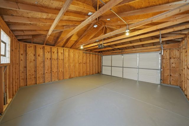 2811 W 82nd Street, Chicago, IL 60652