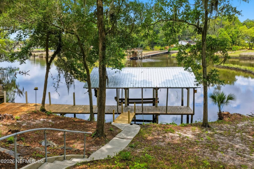 360 TIDEWATER Drive, Jacksonville, FL 32211
