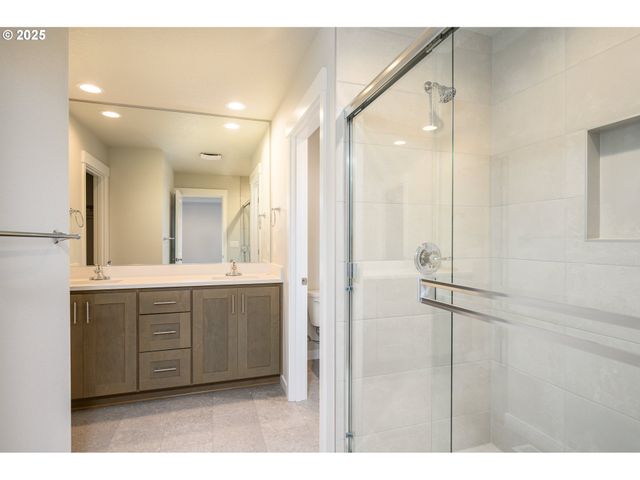 24066 Sw Maple Ter Sw, Sherwood, OR 97140