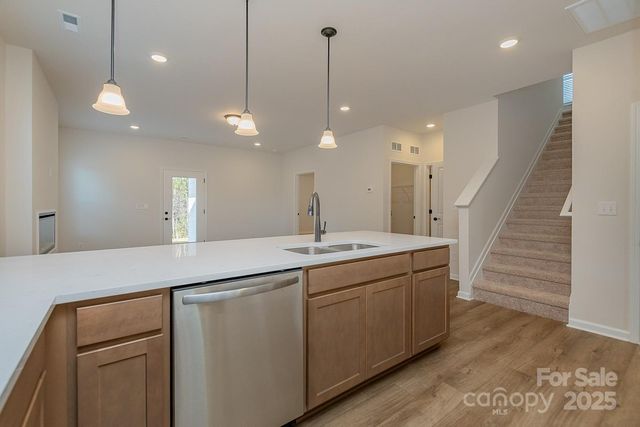 5535 Arnold Way, Concord, NC 28025