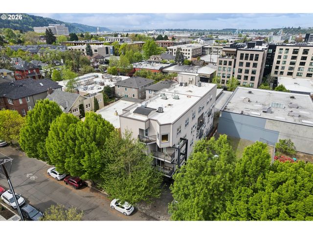 2241 Nw PETTYGROVE St 5, Portland, OR 97210