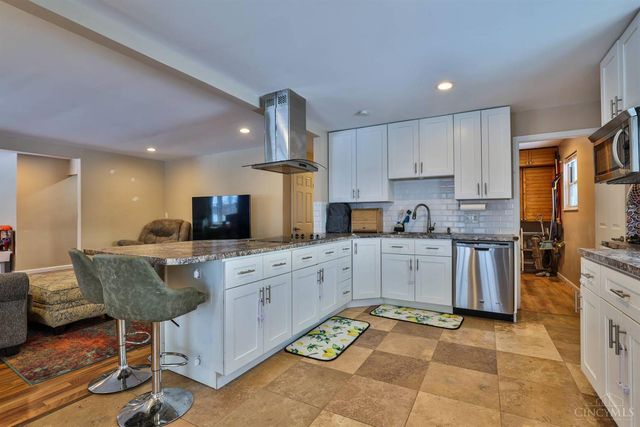 3287 Icicle Court, Cincinnati, OH 45251