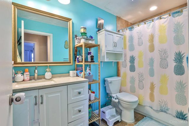 3287 Icicle Court, Cincinnati, OH 45251