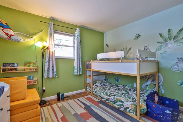 3287 Icicle Court, Cincinnati, OH 45251