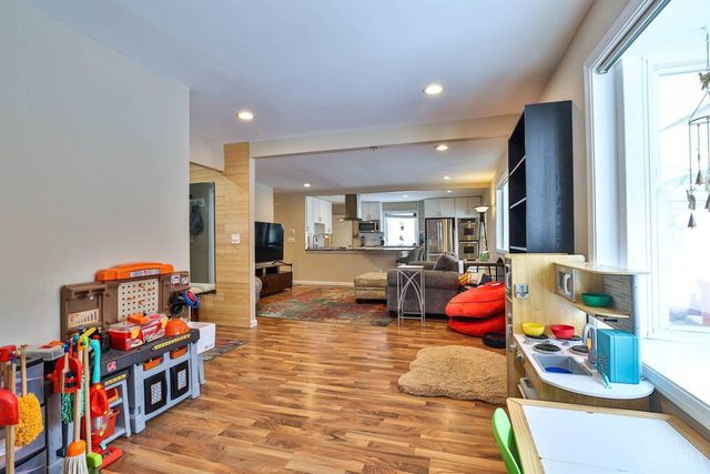 3287 Icicle Court, Cincinnati, OH 45251