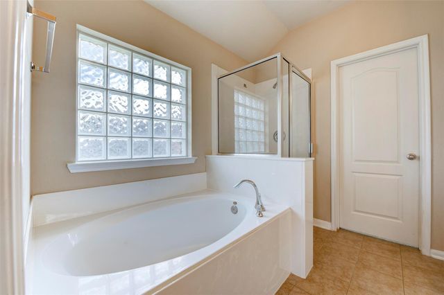 4934 Bonny Loch Lane, Houston, TX 77084