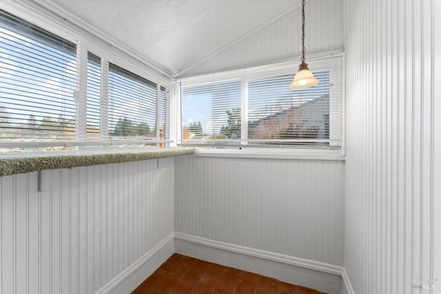 11 Creekwood Sqr, Rohnert Park, CA 94928