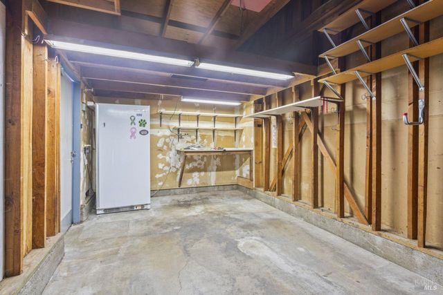 11 Creekwood Sqr, Rohnert Park, CA 94928