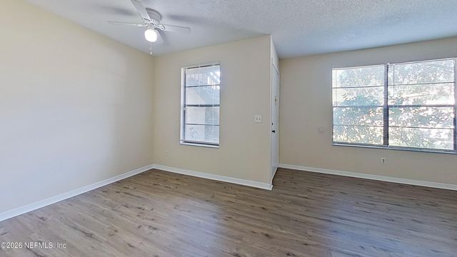 480 BENTWOOD Lane A, Orange Park, FL 32073