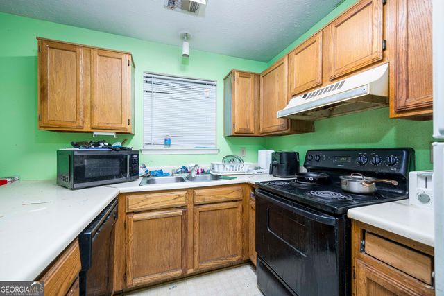 1045 Rock Creek Lane, Norcross, GA 30093