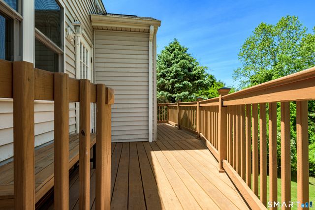 10 Dawns Road, New Milford, CT 06776