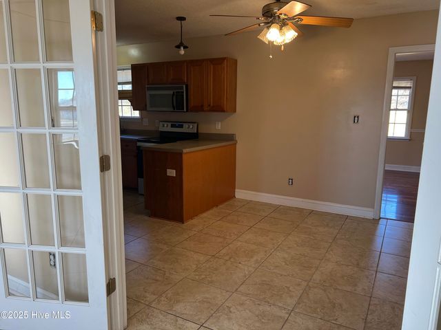 135 Annie Road, Richlands, NC 28574