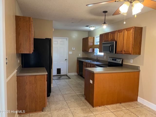 135 Annie Road, Richlands, NC 28574