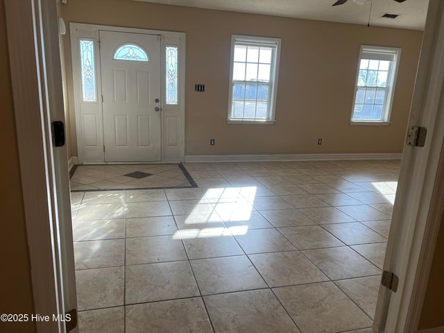 135 Annie Road, Richlands, NC 28574