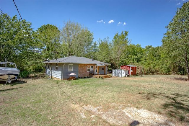 1400 Crestwood Road, Harrah, OK 73045