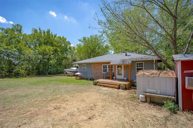 1400 Crestwood Road, Harrah, OK 73045