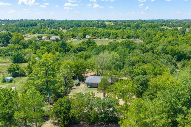 1400 Crestwood Road, Harrah, OK 73045