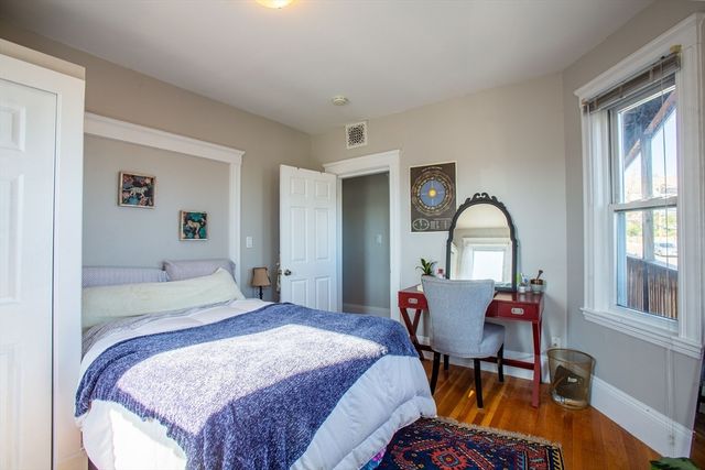 6 Belmont St 2, Somerville, MA 02143