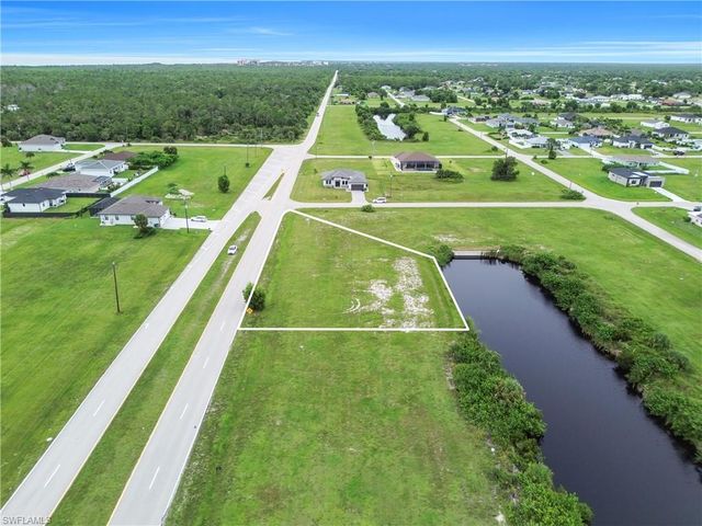 4003 OLD BURNT STORE RD, Cape Coral, FL 33993