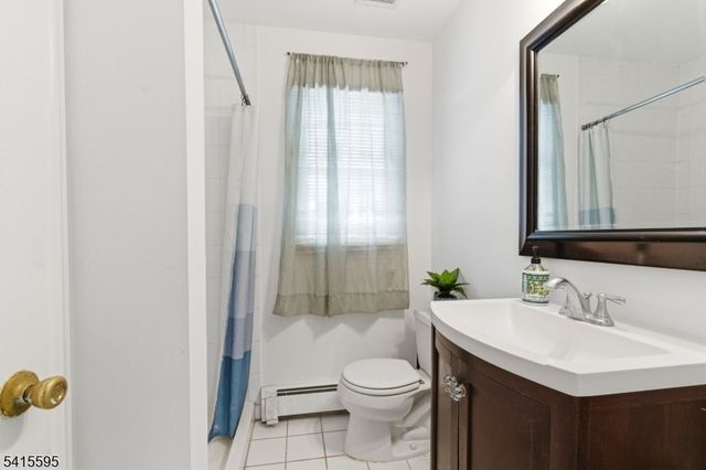 413 Wills Ave, Hopatcong Boro, NJ 07874