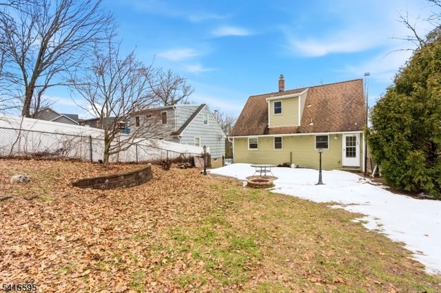 413 Wills Ave, Hopatcong Boro, NJ 07874