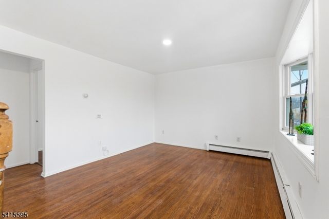 413 Wills Ave, Hopatcong Boro, NJ 07874