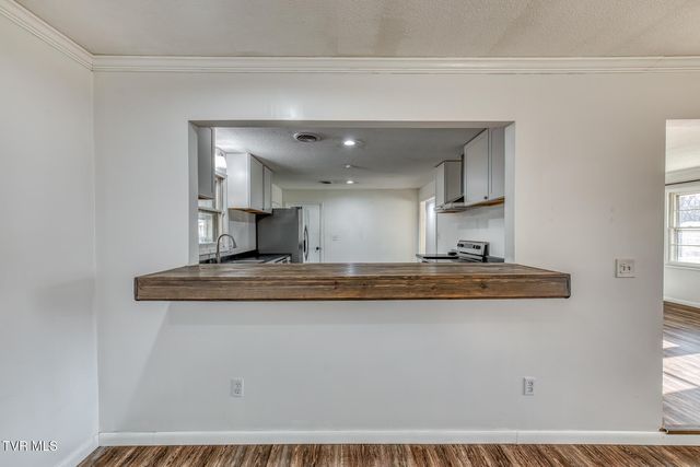 1956 Enterprise Road, Piney Flats, TN 37686